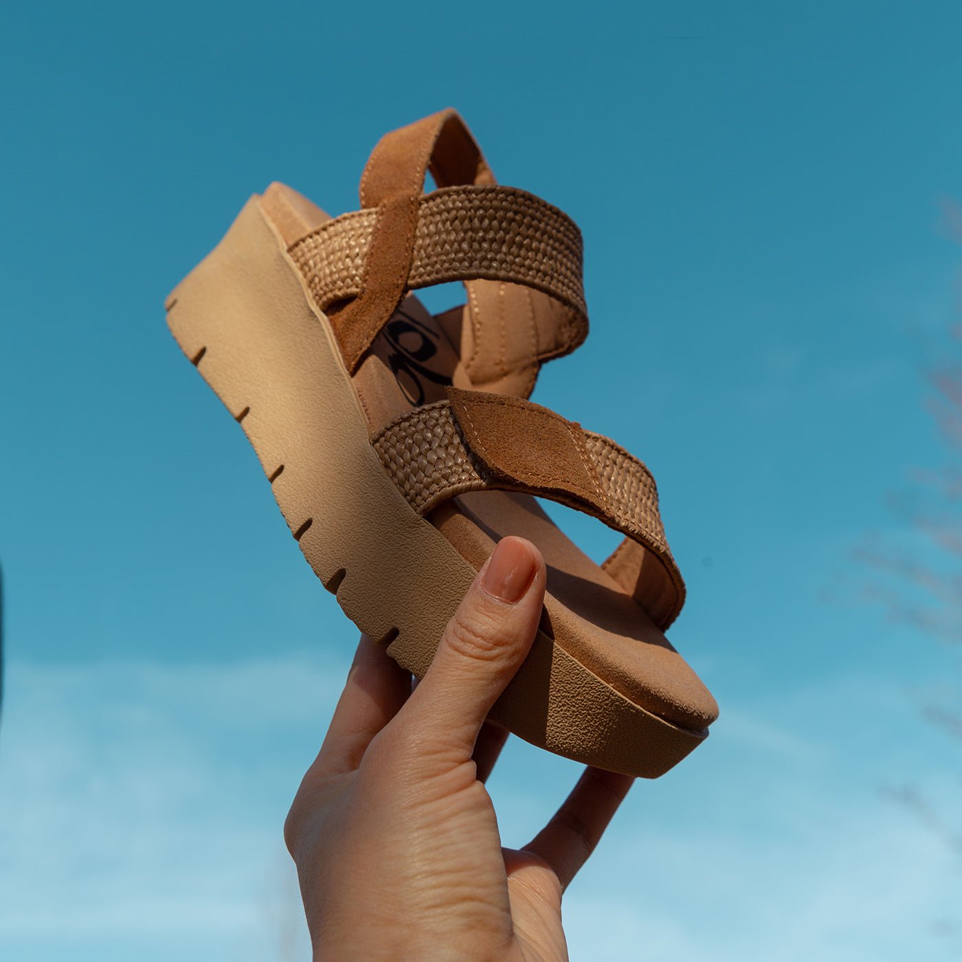 Women's Casual Shoes | Comfortable Walking & Travel Shoes | OTBT Shoes