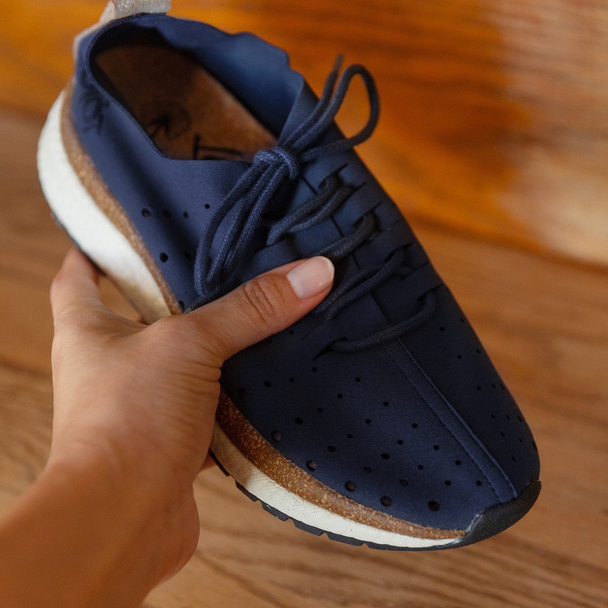 ALSTEAD in NAVY Sneakers