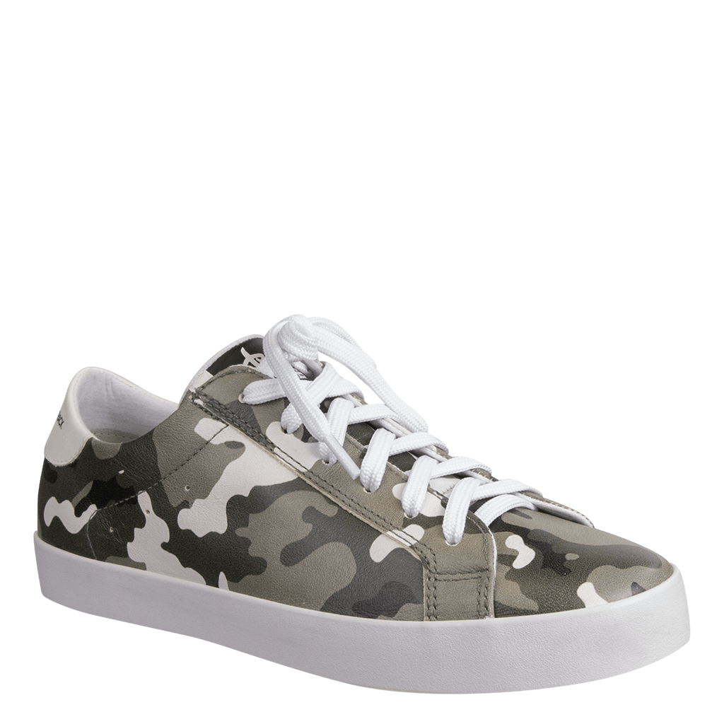 COURT in CAMO Court Sneakers