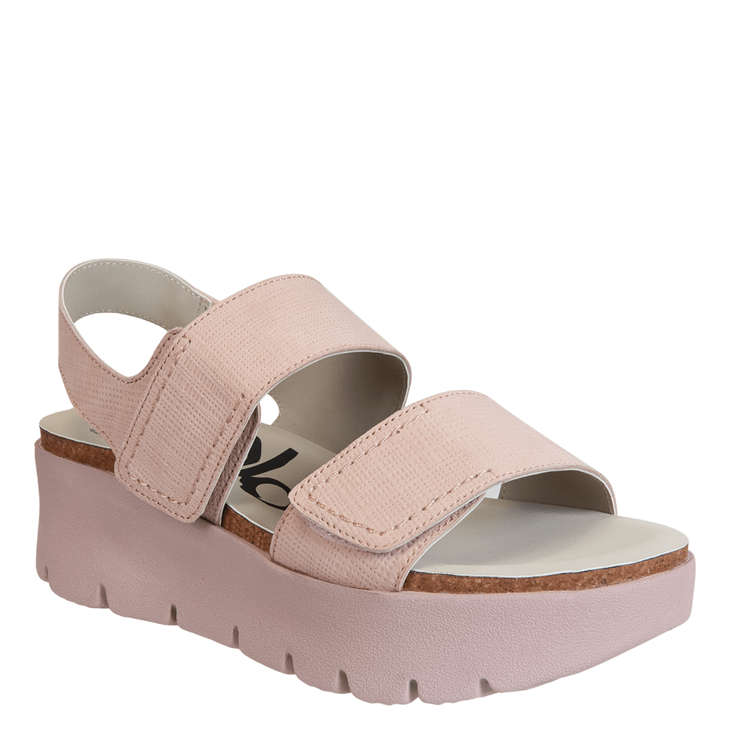 MONTANE in ROSETTE Platform Sandals